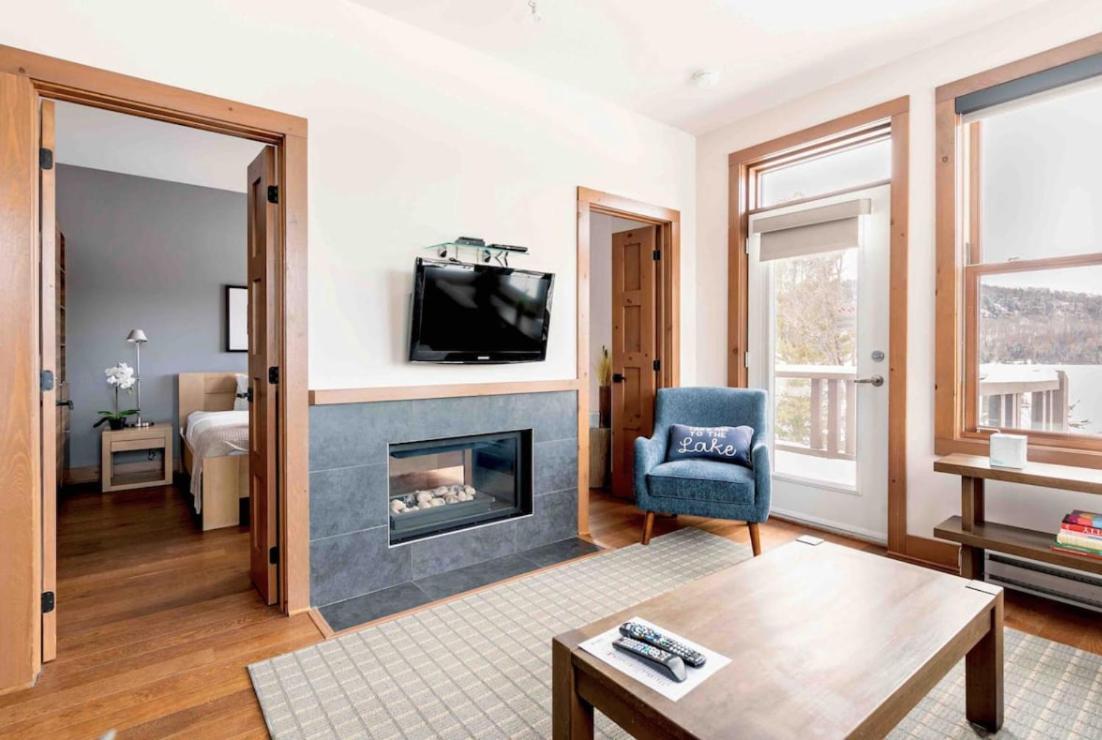 Suites Sur Lac Superieur-Mont-Tremblant Exterior foto